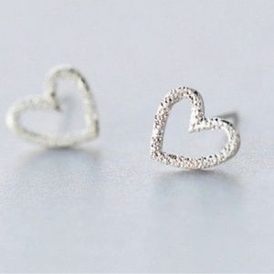 Dainty Open Heart Earrings